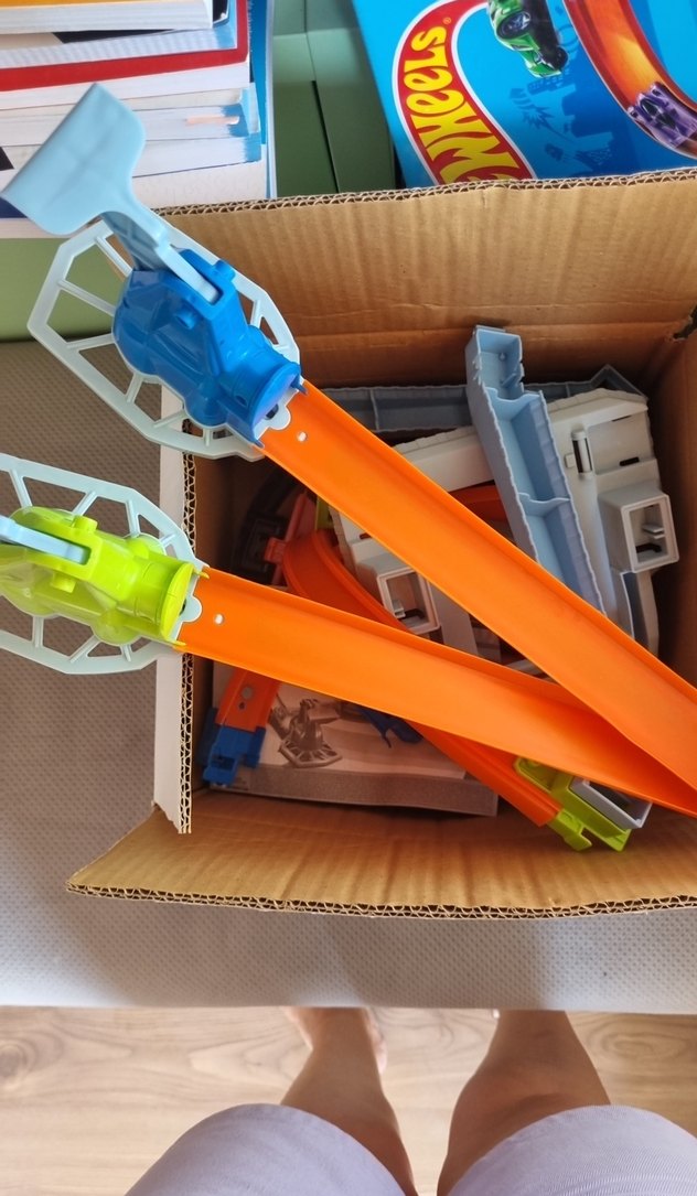 Hot Wheels Dönen Tekerlek Mücadelesi Yarış Seti - Görsel 3