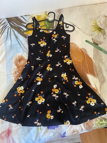 s Beden H&M çiçekli elbise