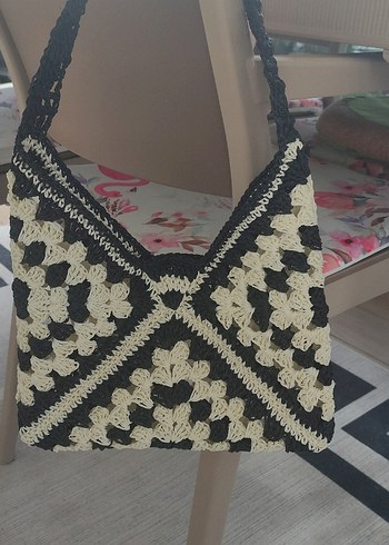 Siyah Beyaz Örgü Kadın Çanta - Görsel 3