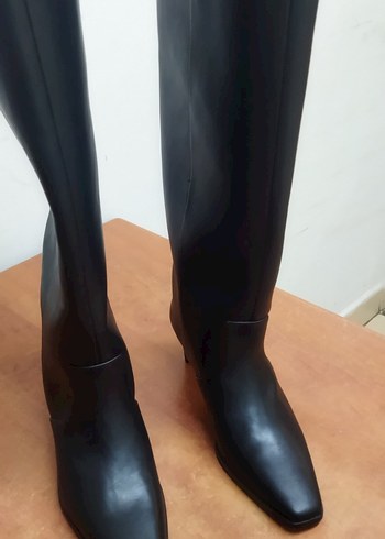 Dizüstü Stiletto Topuklu Klasik Siyah Çizme