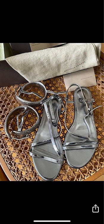 37 Beden gri Renk Bottega Veneta Sandalet