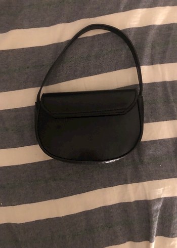 Tokalı Siyah Deri Kadın Çantası - Görsel 2