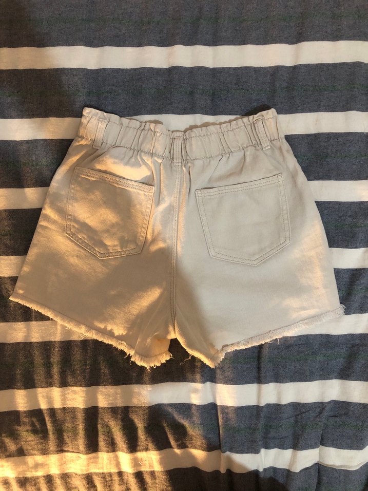 Bej Mini Denim Şort, Rahat Kesim - Görsel 2