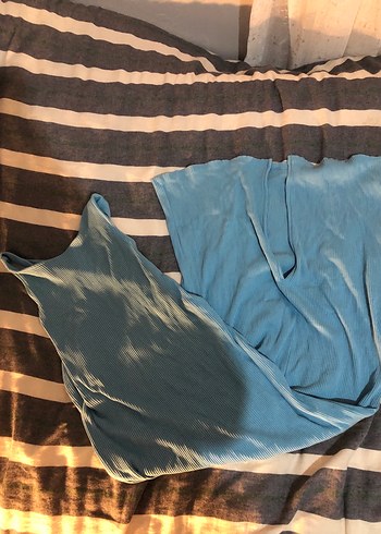 H&M midi boy sırt detaylı mavi elbise - Görsel 3