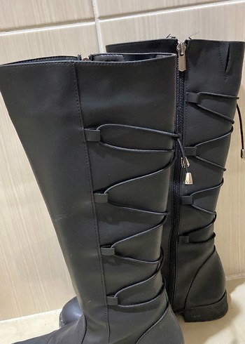Diğer Siyah Deri Gotik Dizüstü Çizme