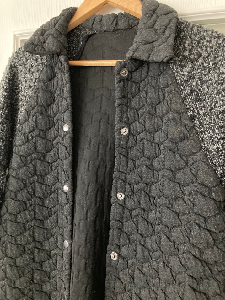 Özel Dikim Düğmeli Siyah Gri Kadın Uzun Kaban - Görsel 4