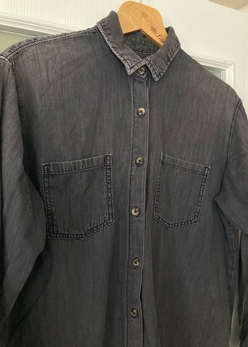 Düğmeli Gri Denim Kadın Gömlek - Görsel 2