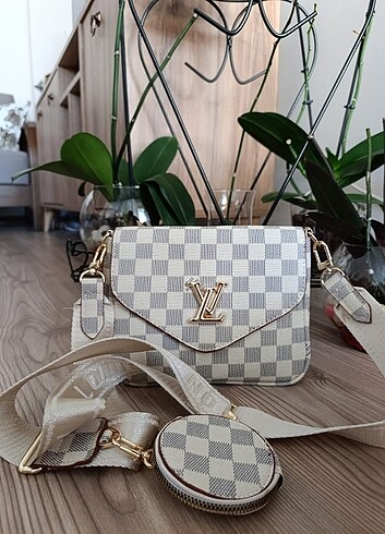 Louis Vuitton Louis Vuitton