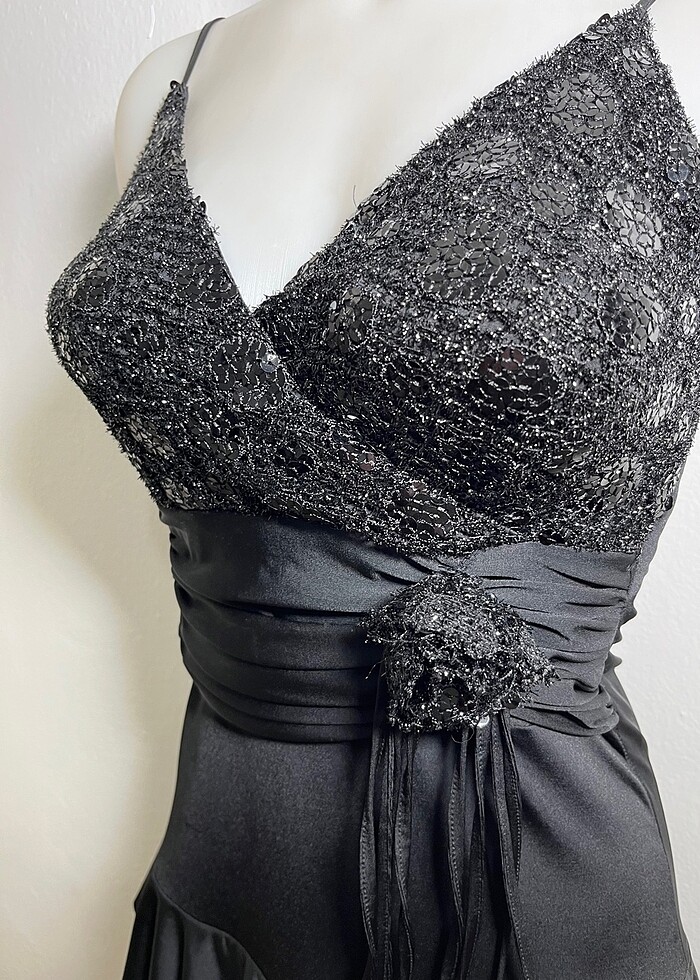 İnce askılı abiye elbise - Görsel 5