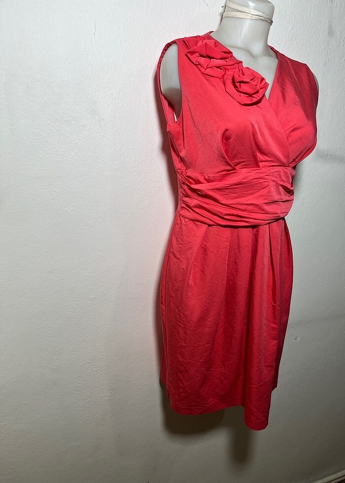 Çiçek detaylı abiye elbise - Görsel 3