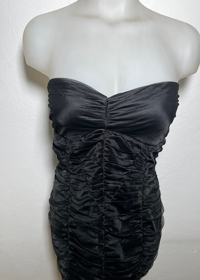 Straplez büzgülü elbise - Görsel 4