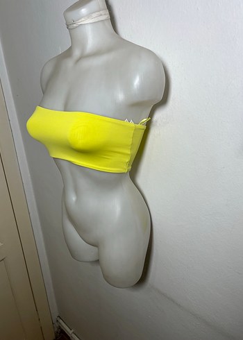 Zara Straplez crop