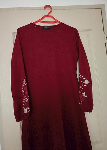 Bordo Nakışlı Uzun Salaş Kadın Elbise - Görsel 2