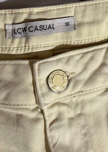 Kadın Sarı Mini Şort - Görsel 3