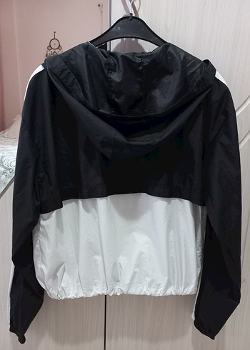 Nike Kadın Yağmurluk Rüzgarlık - Görsel 4