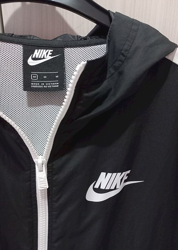 Nike Kadın Yağmurluk Rüzgarlık - Görsel 5