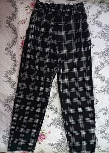 Kadın Siyah Ekoseli Kumaş Pantolon - Görsel 3