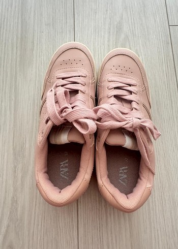 37 Beden Zara Pembe Spor Ayakkabısı