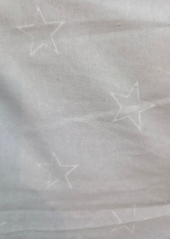 Gri Yıldız Desenli Beyaz Çocuk Yatak Koruyucu - Görsel 5