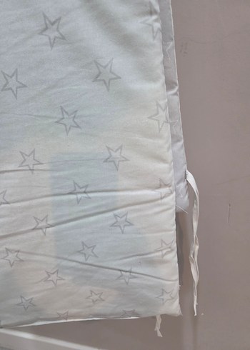 Gri Yıldız Desenli Beyaz Çocuk Yatak Koruyucu - Görsel 2