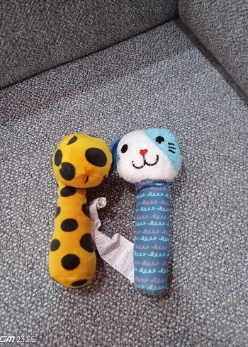 Ikea Renkli Bebek Diş Kaşıyıcısı ve Çıngırak Seti
