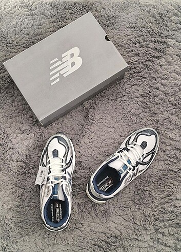 New Balance NEW BALANCE 1906