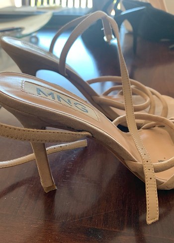 Mango Mango Bej Süet Stiletto Topuklu Kadın Ayakkabı