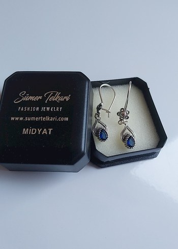 Mavi Boncuklu Vintage Mini Küpe

Otantik Telkari Küpe - Görsel 2