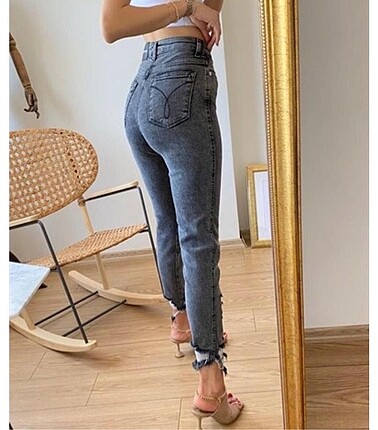 Zara Yeni etiketli jean