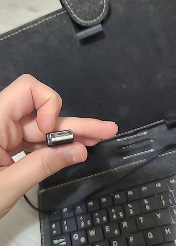 USB Bağlantılı Siyah Taşınabilir Klavye - Görsel 3