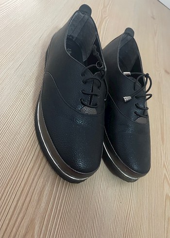 Vintage Siyah Kadın Dolgu Topuklu Klasik Ayakkabı - Görsel 2