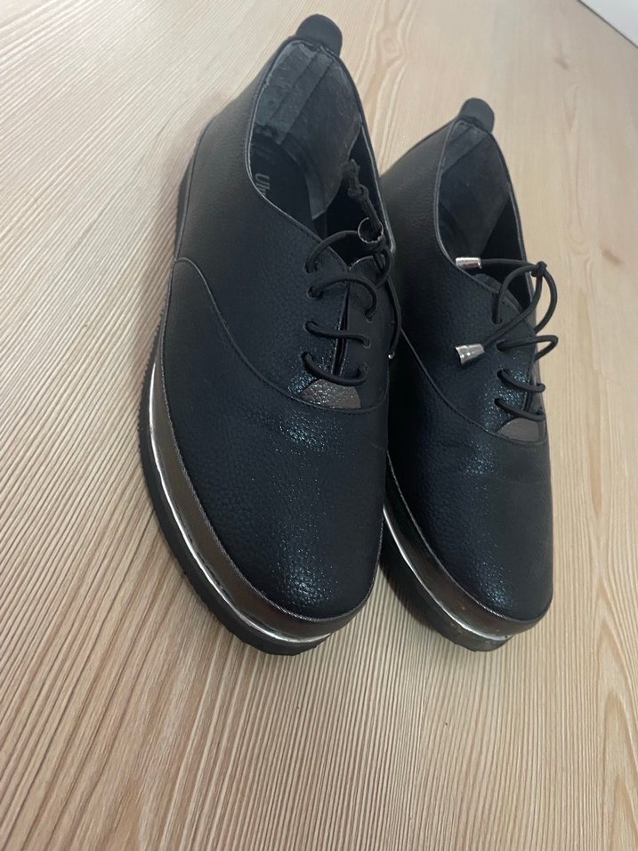 Vintage Siyah Kadın Dolgu Topuklu Klasik Ayakkabı - Görsel 2