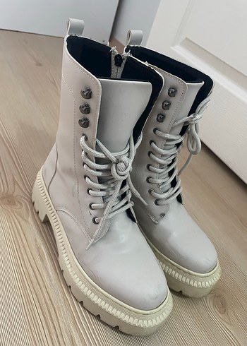 Krem rengi Bot (38 numara) - Görsel 3