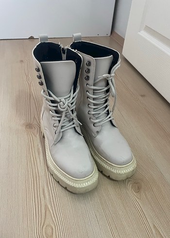 Krem rengi Bot (38 numara) - Görsel 2