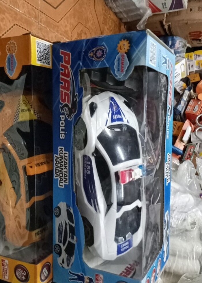 Kumandalı pilli araba  - Görsel 3