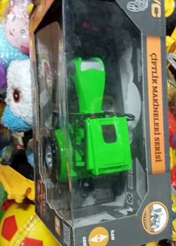 Uzaktan Kumandalı Yeşil Traktör Oyuncak - Görsel 2