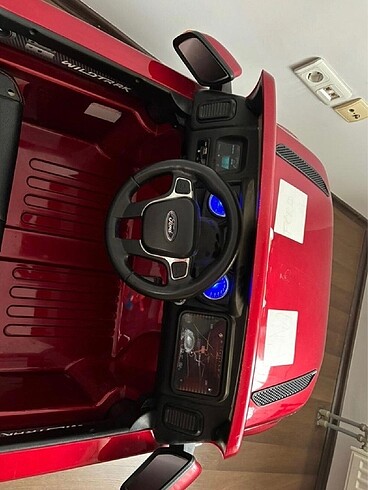 Kraft Akülü araba Range Rover