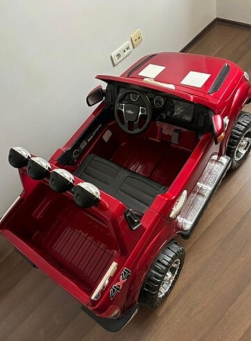  Beden Akülü araba Range Rover