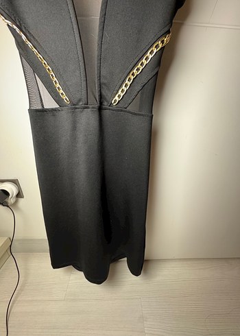 Siyah Mini Strappy V Yaka Kemerli Elbise - Görsel 5