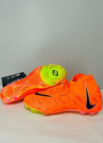 Nike Phantom Luna Elite FG