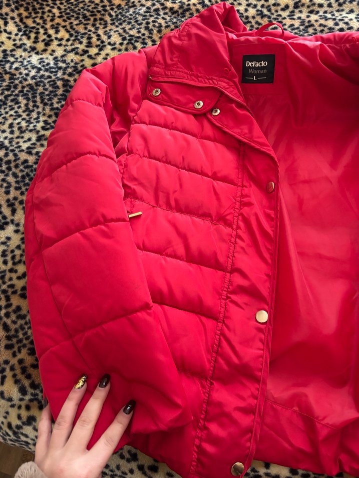 Kırmızı Kadın Kışlık Mont - Görsel 4