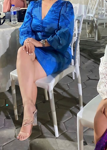 Mavi İpeksi Drapeli Halter Yaka Midi Elbise - Görsel 2