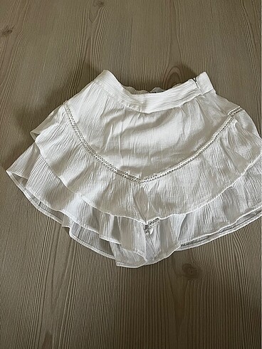 Bershka sort etek