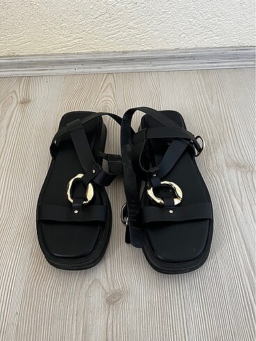 Zara 36 numara