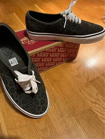 Vans Vans Authentic Leopar Desenli Kadın Sneaker