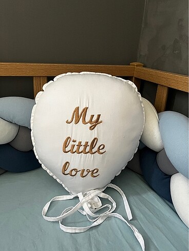 My little love Nakışlı Dekoratif Balon Yastık- Kırık Beyaz