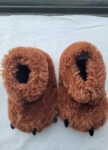 29 Beden Peluş terlik (panduf)
