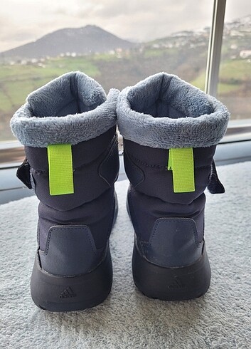 Adidas erkek çocuk botu