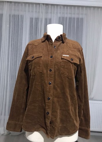 Düğmeli Kahverengi Kadife Gömlek - Görsel 3