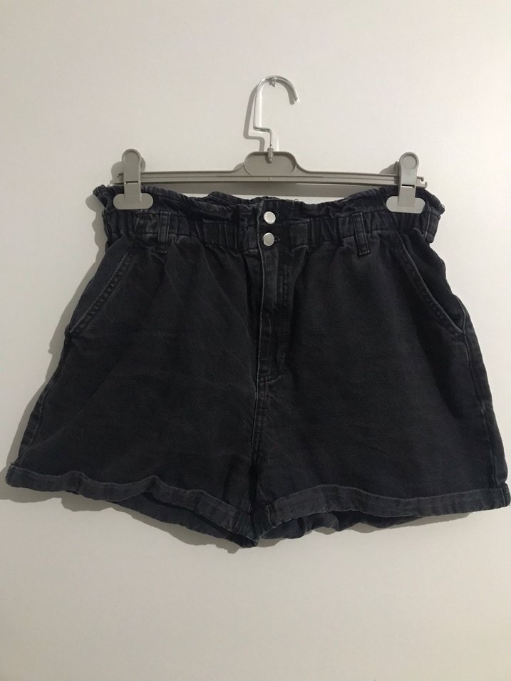 Kadın Siyah Kemerli Mini Kot Şort - Görsel 5